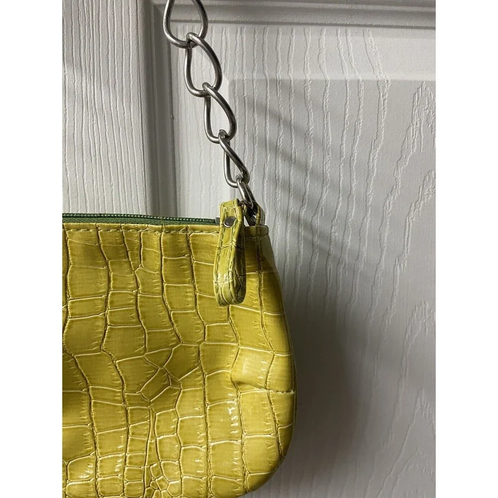 Girls Vintage Green Vinyl Hand Bag Small Chain Zippered